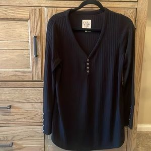 Chasor ladies long sleeved tunic long shirt. Size Large.